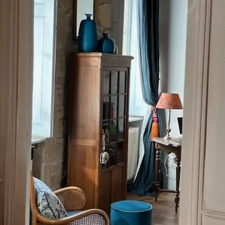 דירה Charming Flat In Historical Centre דיז'ון