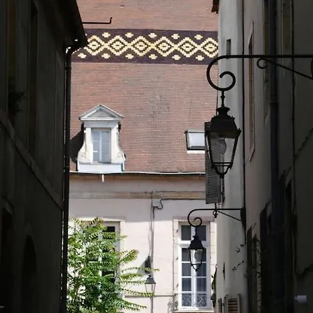 Charming Flat In Historical Centre 아파트 *